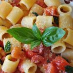pasta-pomodorini-freschi -e-basilico-ricetta