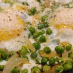 uova-coi-piselli-ricetta