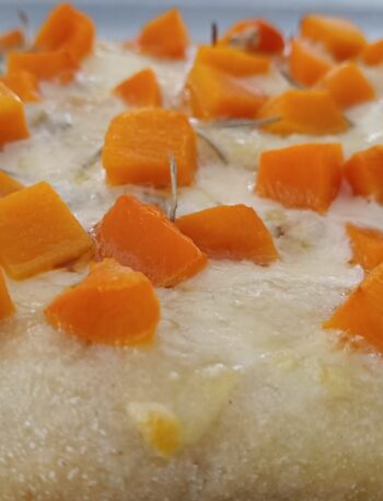 pinsa-zucca-e-gorgonzola-ricetta