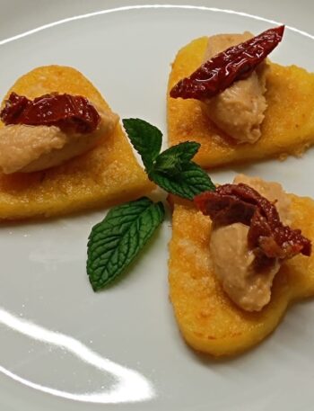 gnocchi-alla-romana-al-cavolfiore-con-mousse-di-ceci-ricetta