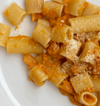 mezze-maniche-alla-zucca-ricetta